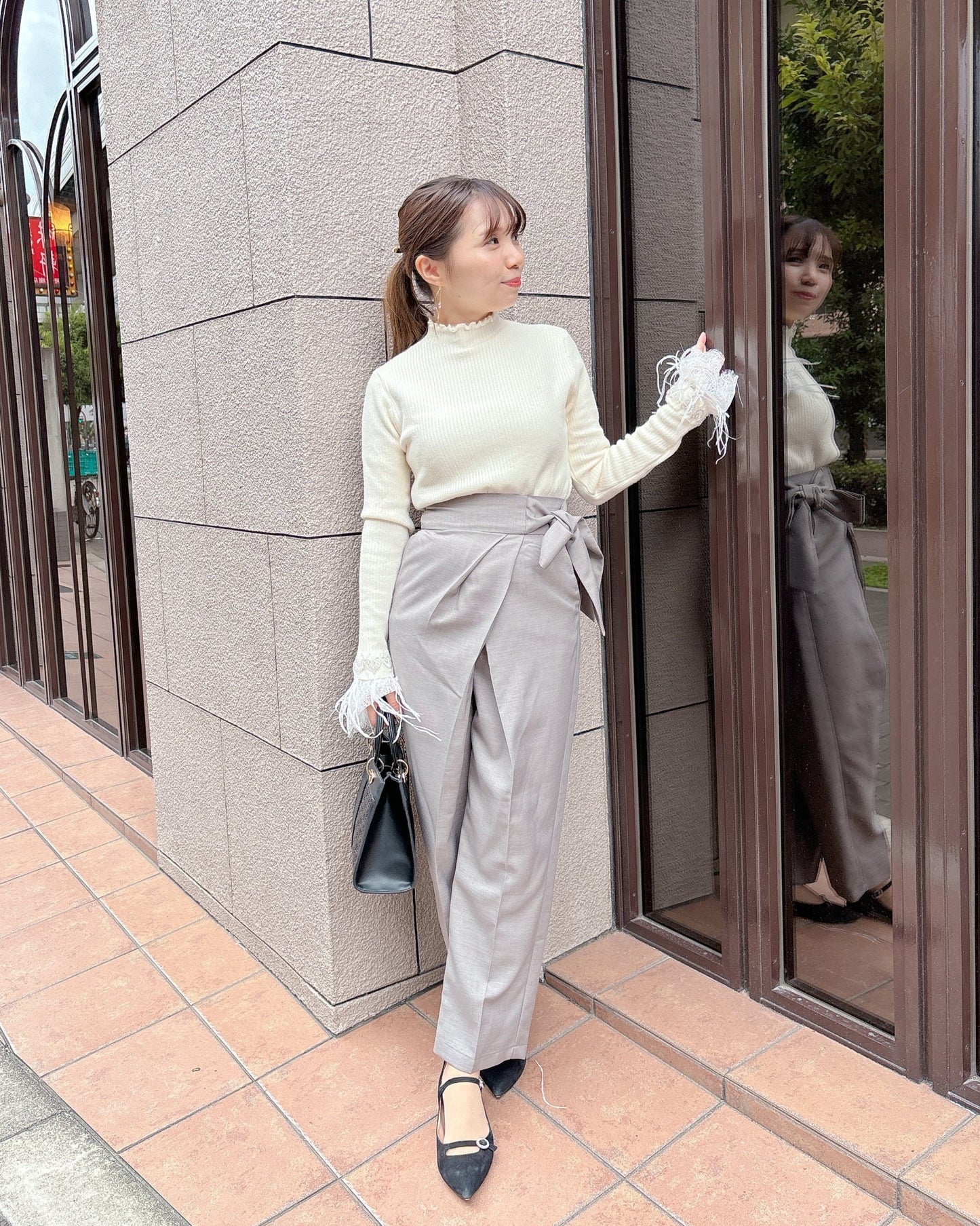 袖フェザー裏起毛リブニット