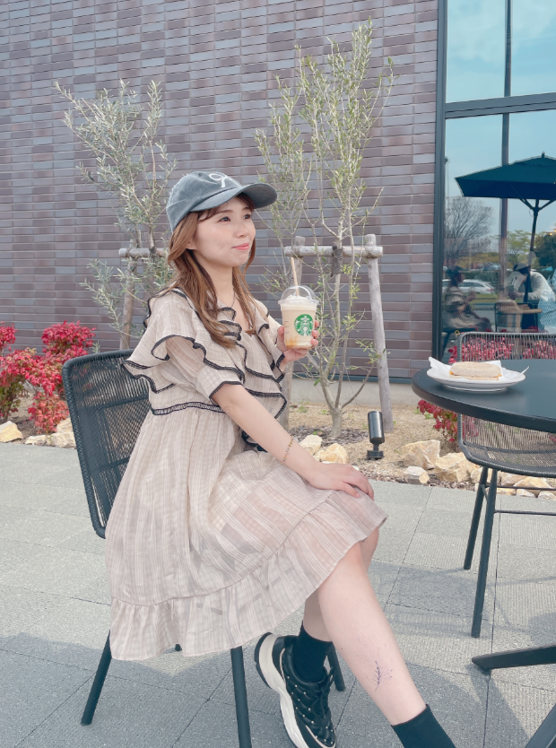 フリルチュニック