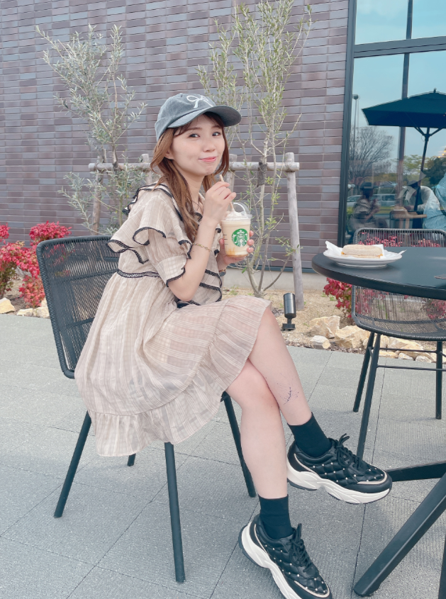 フリルチュニック