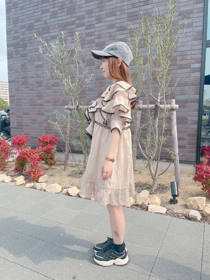 フリルチュニック