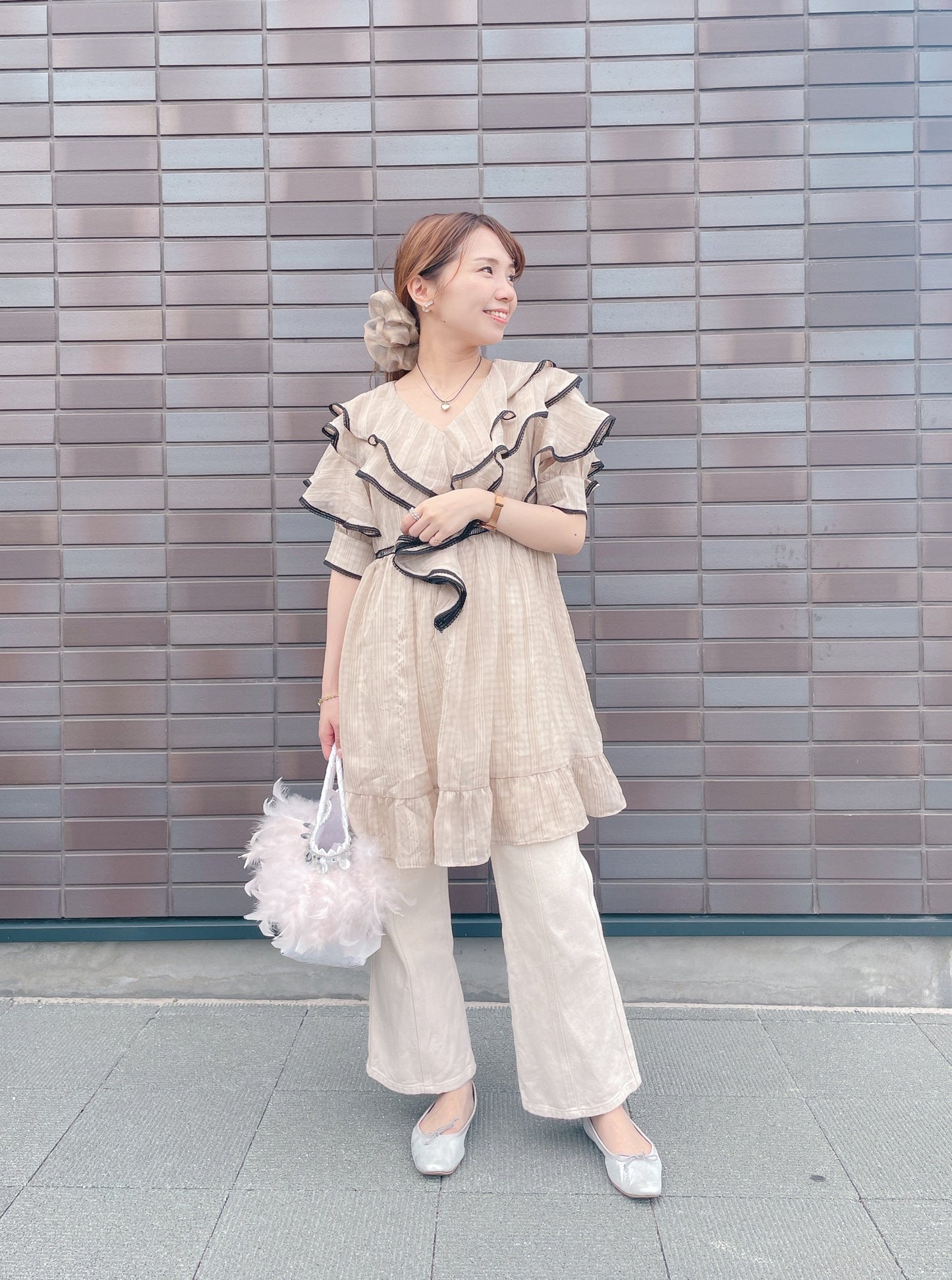 フリルチュニック