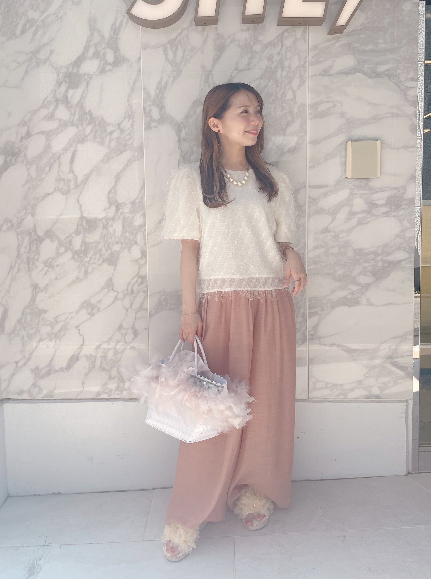 フェザートップス