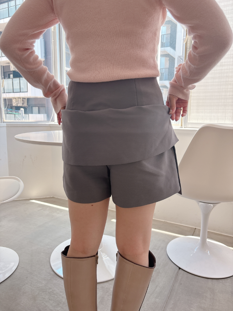 ミニスカパン