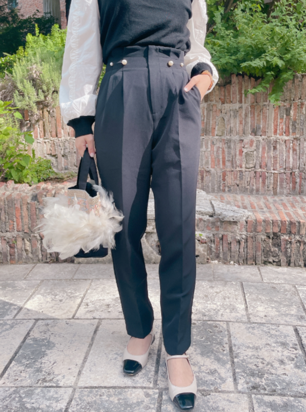 ウエストパールピンテーパードパンツ