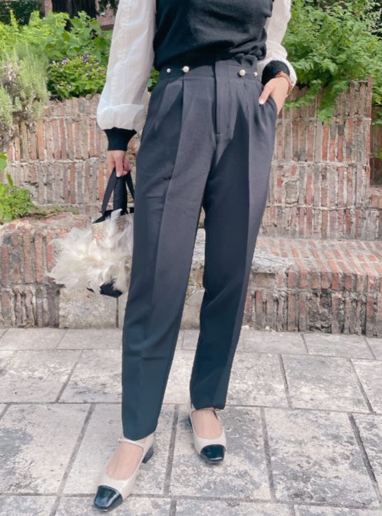 ウエストパールピンテーパードパンツ