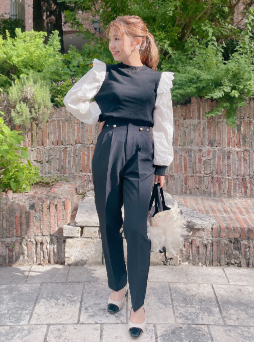 ウエストパールピンテーパードパンツ