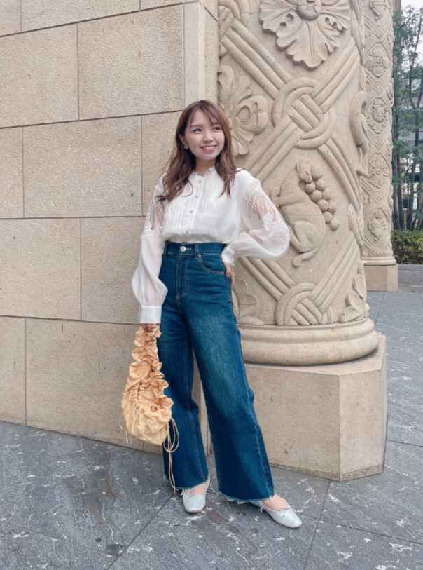 カットワーク刺繍シフォンブラウス