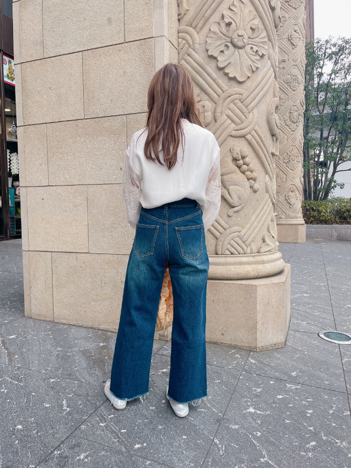 カットワーク刺繍シフォンブラウス