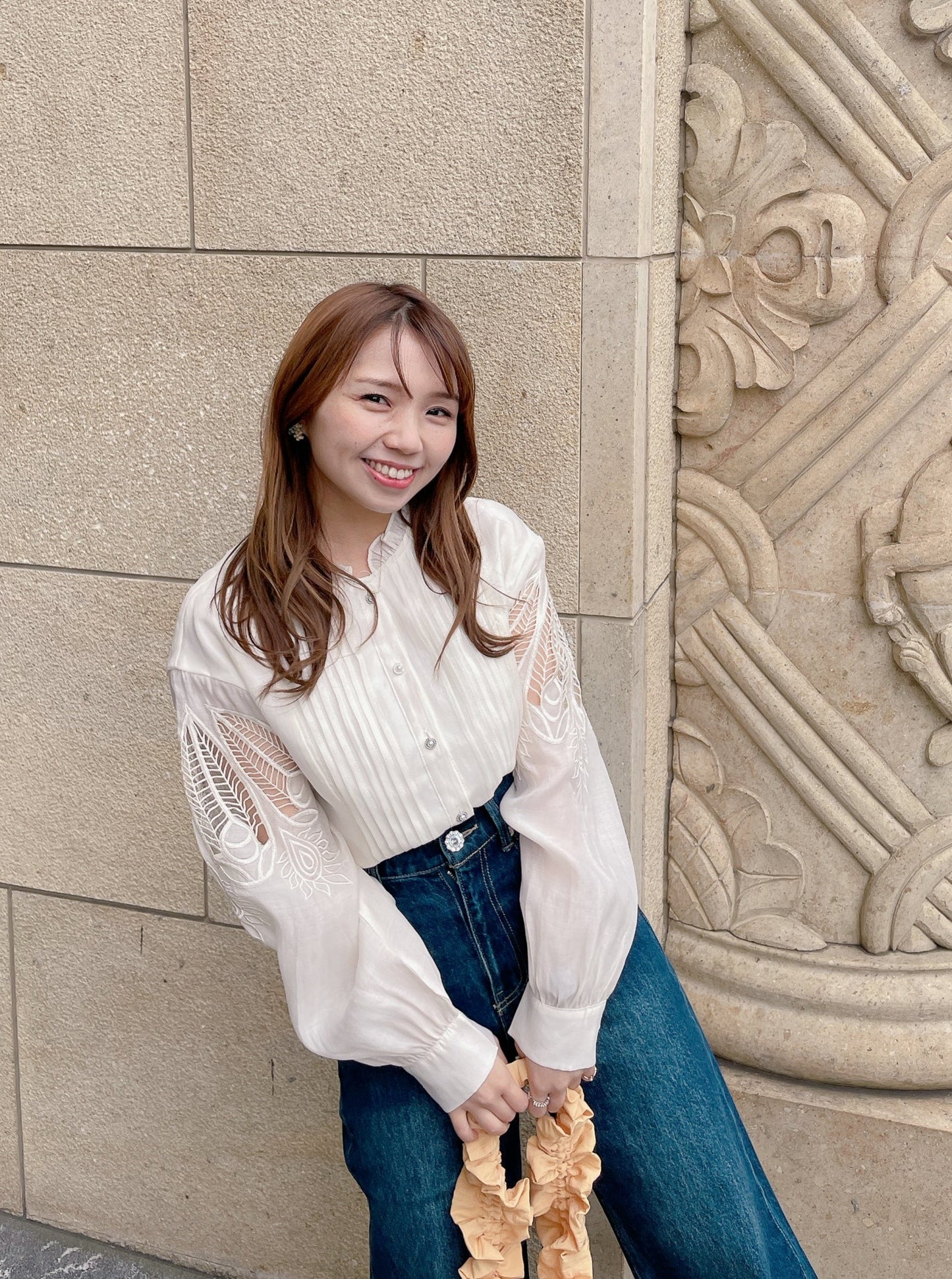 カットワーク刺繍シフォンブラウス