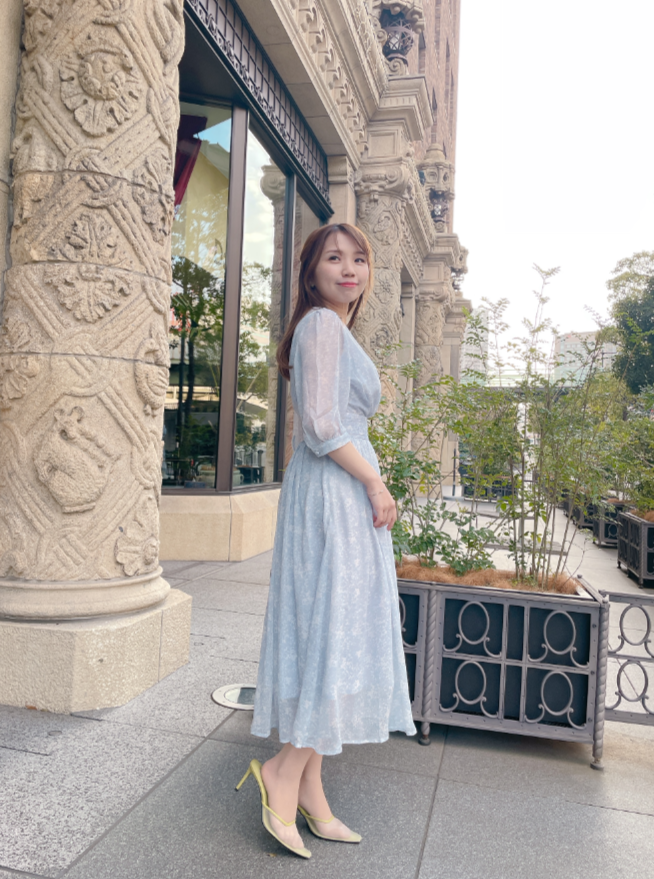 フローラルワンピース