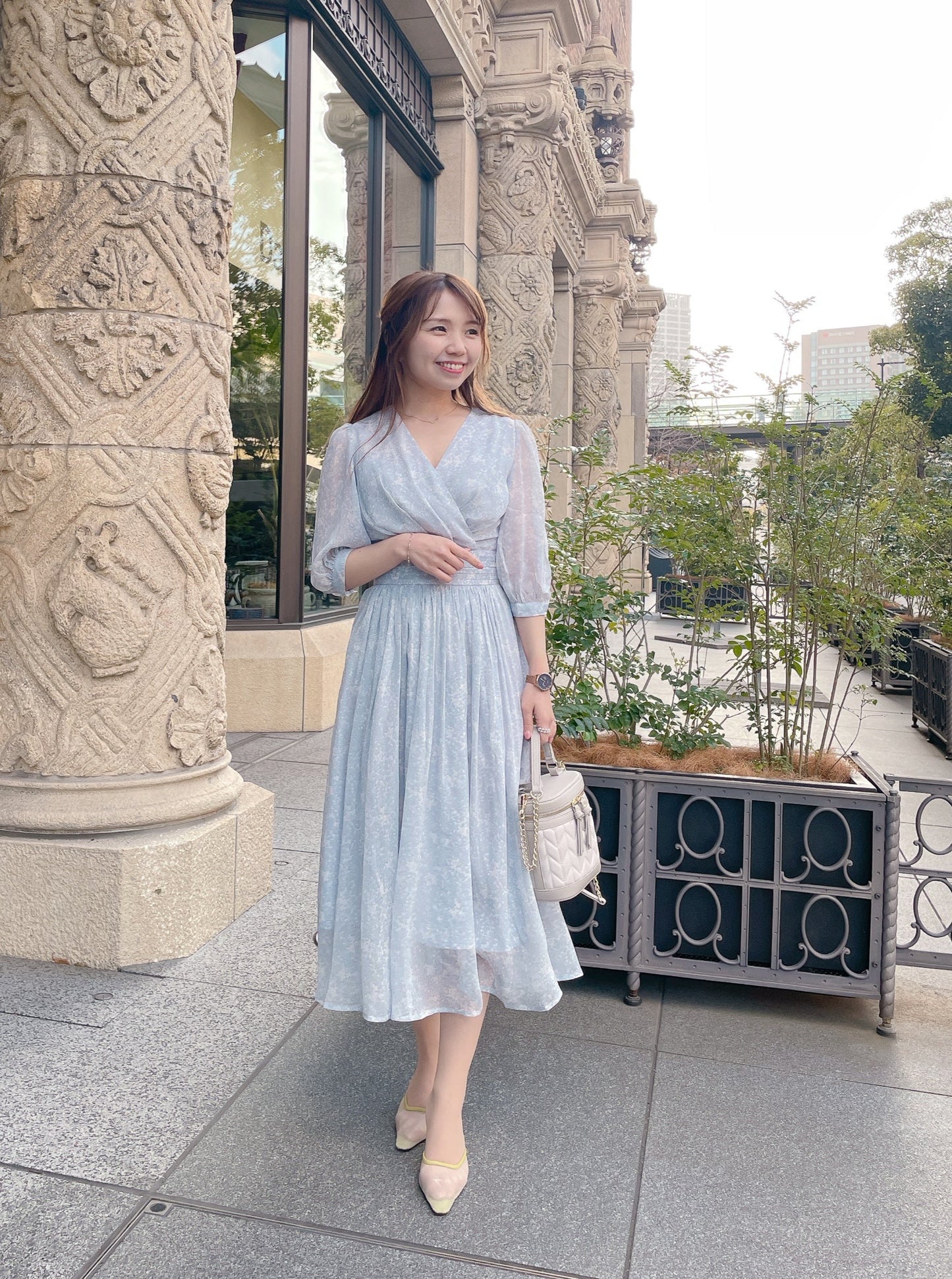 フローラルワンピース