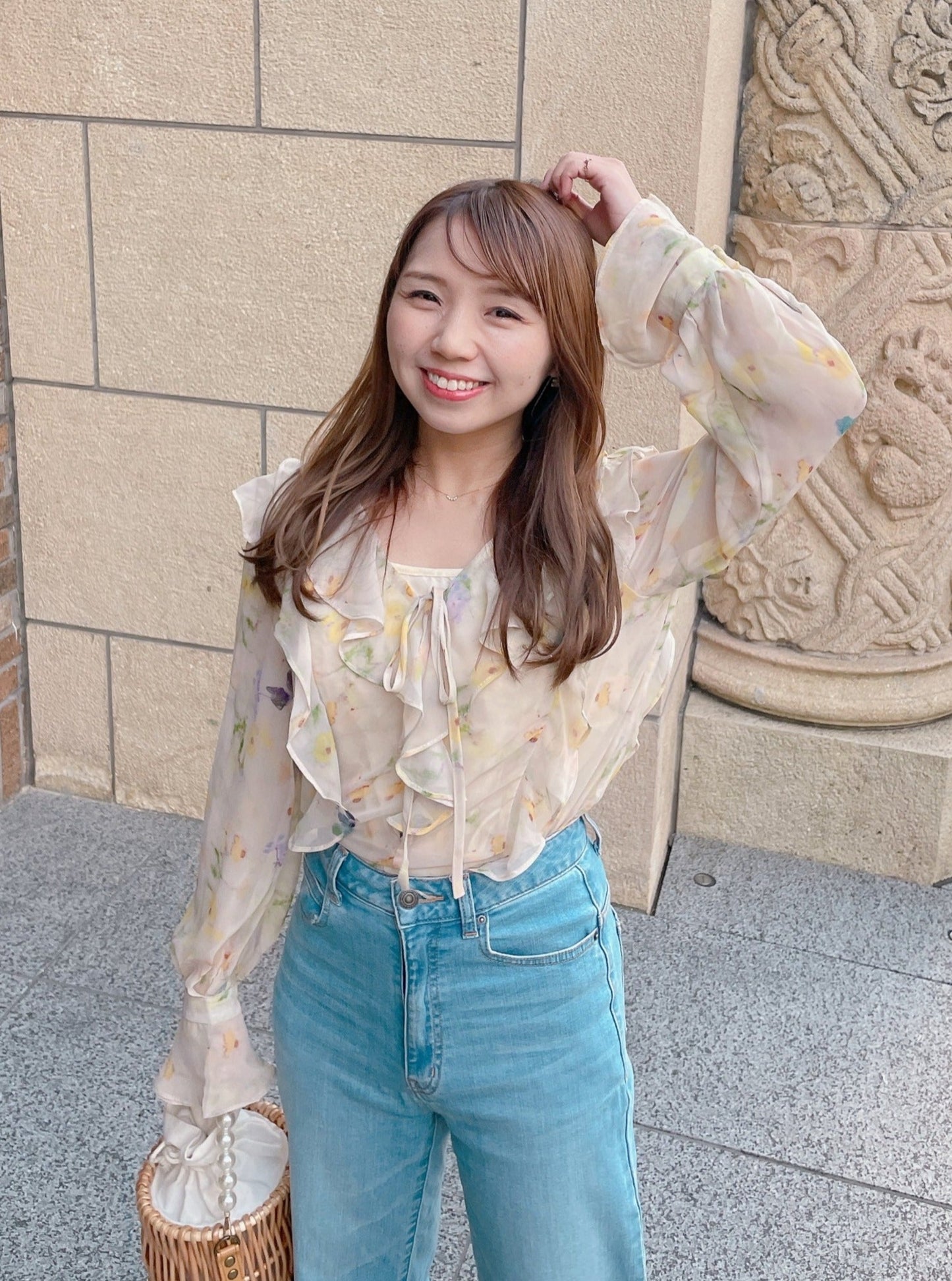 アネモネフリルブラウス