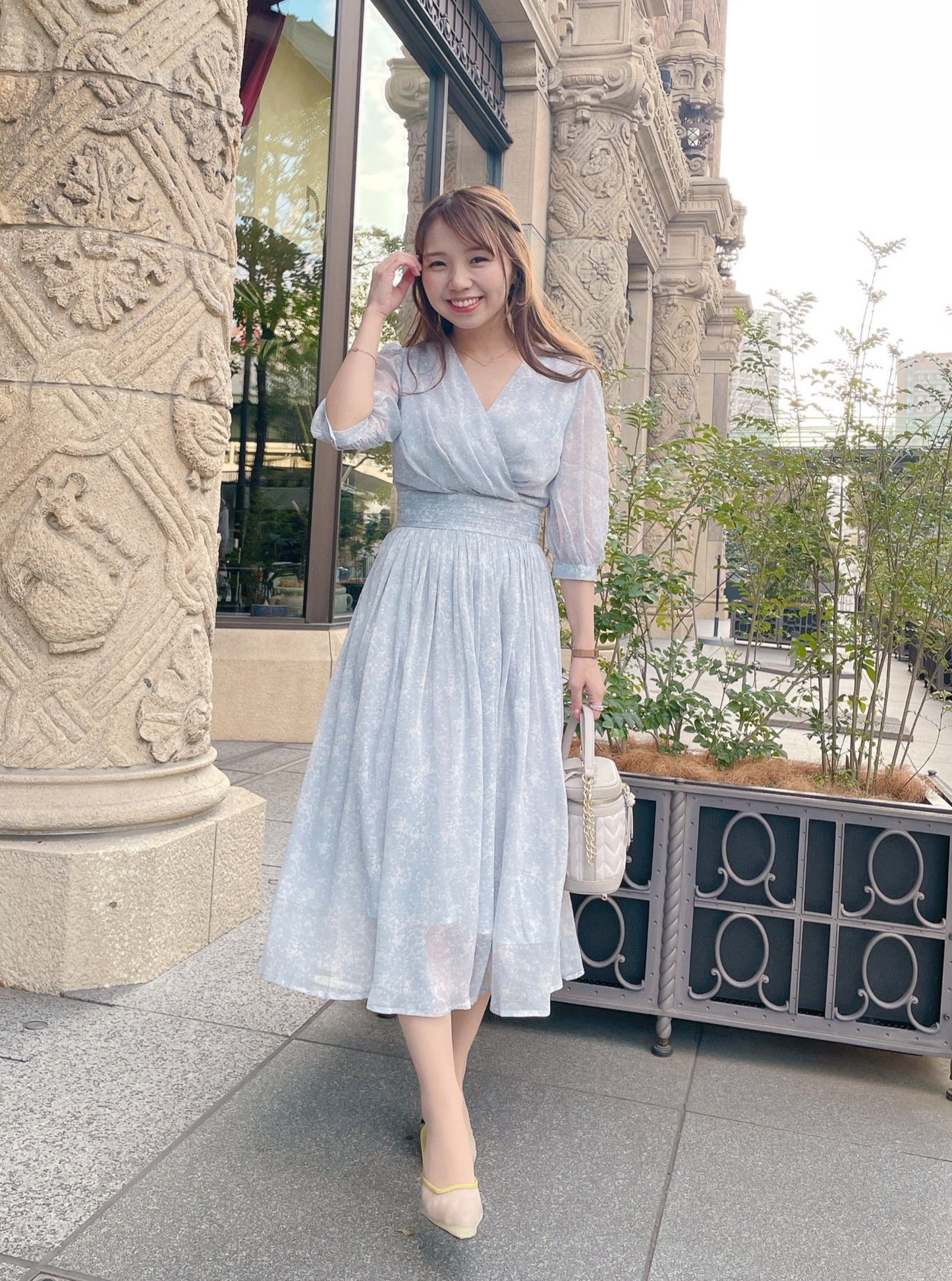 フローラルワンピース