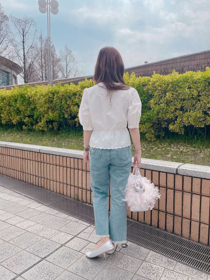 フレンチ刺繍ブラウス