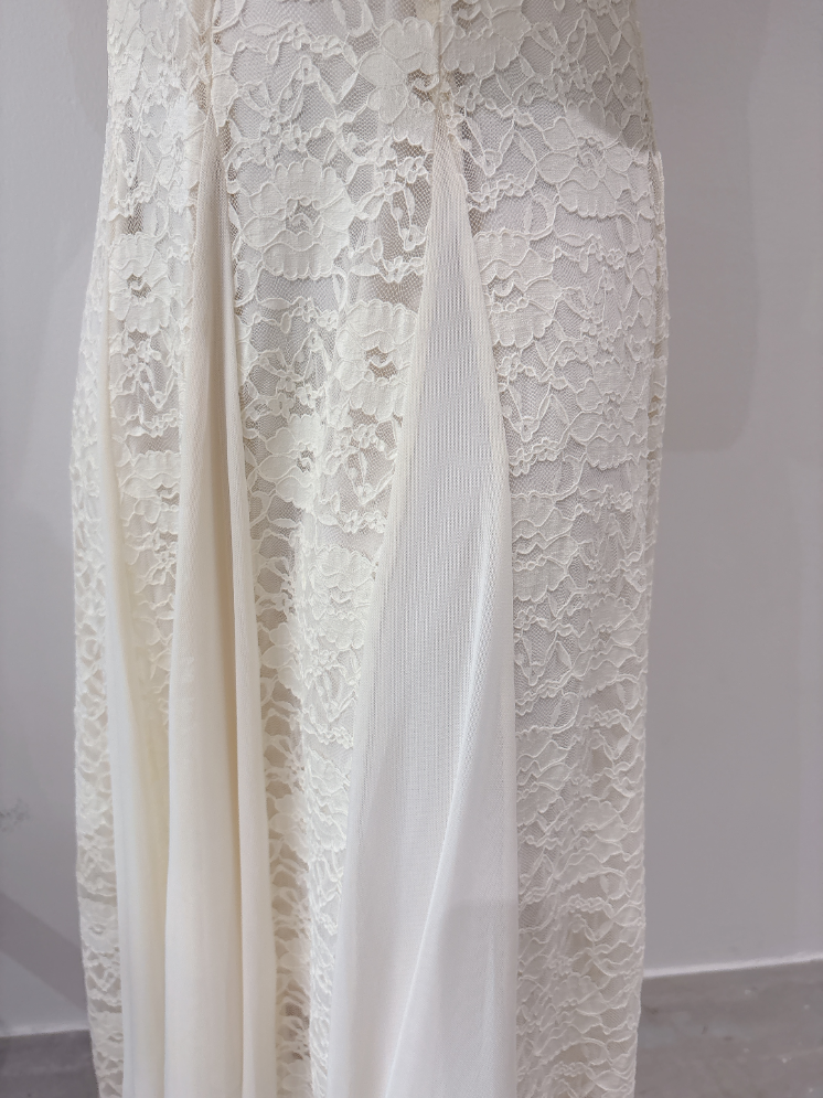 総レースワンピース