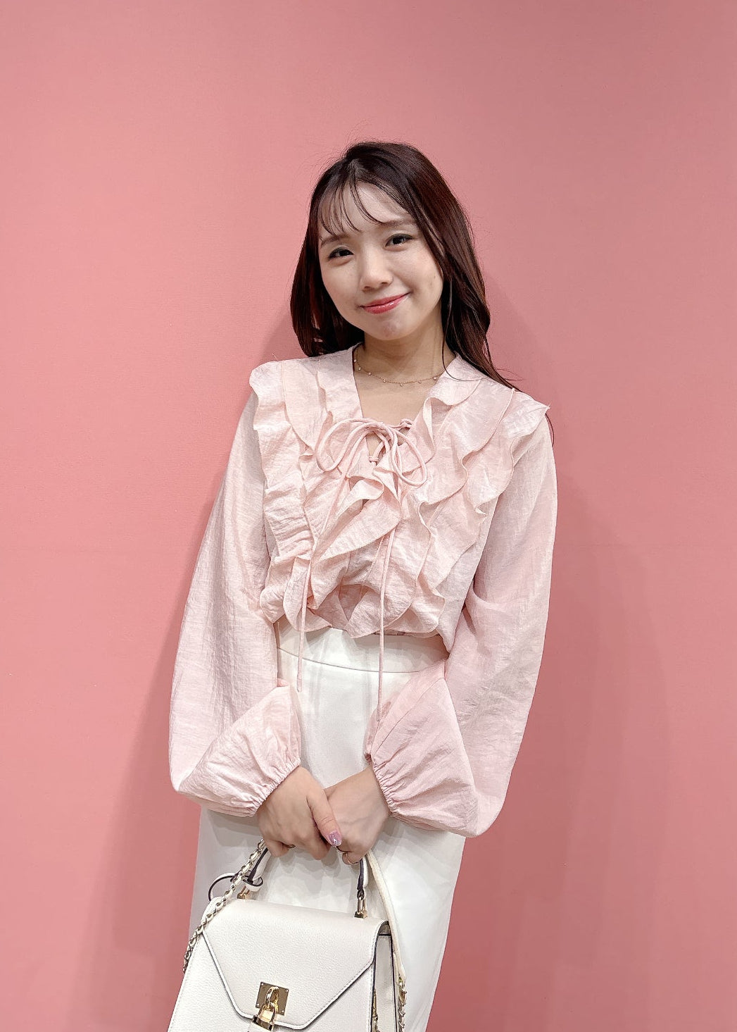 ボリュームフリルブラウス