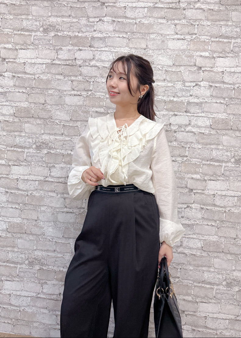 ボリュームフリルブラウス