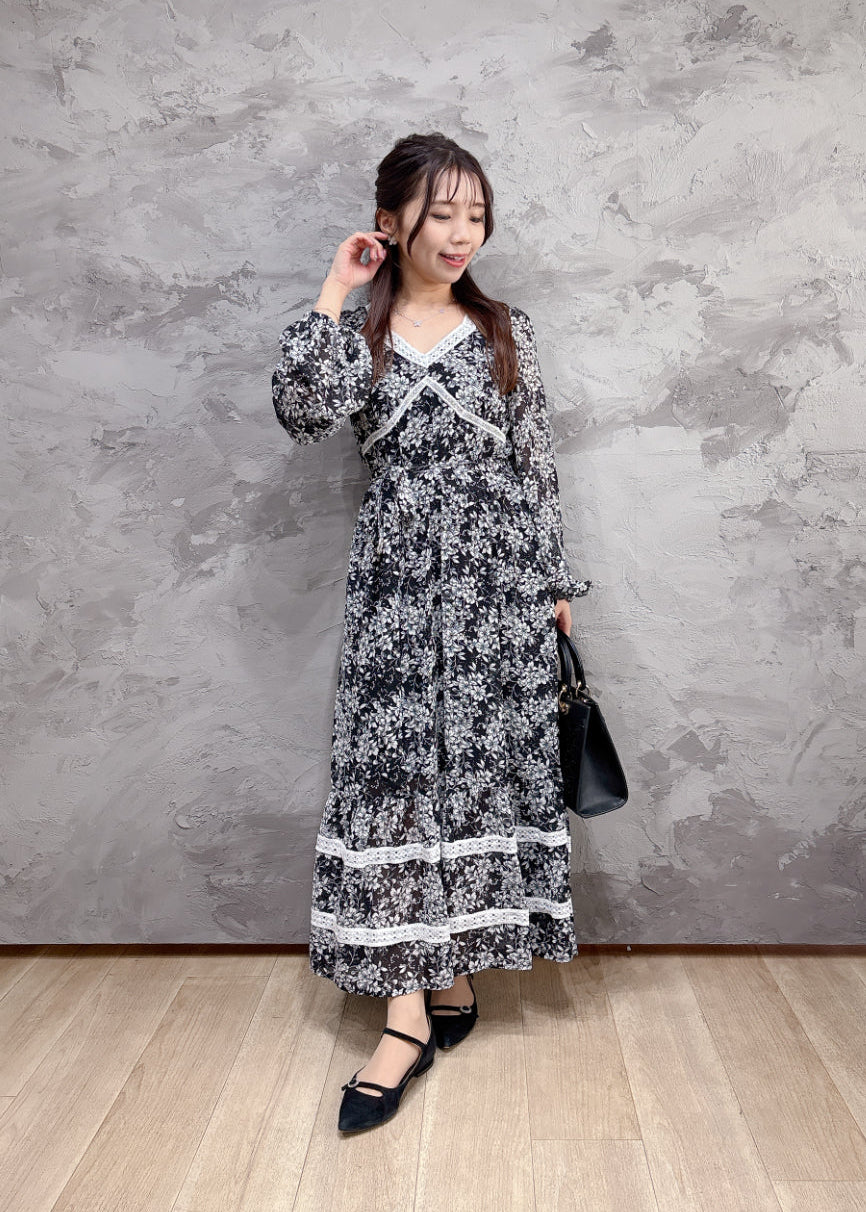 ボタニカルフラワーワンピース