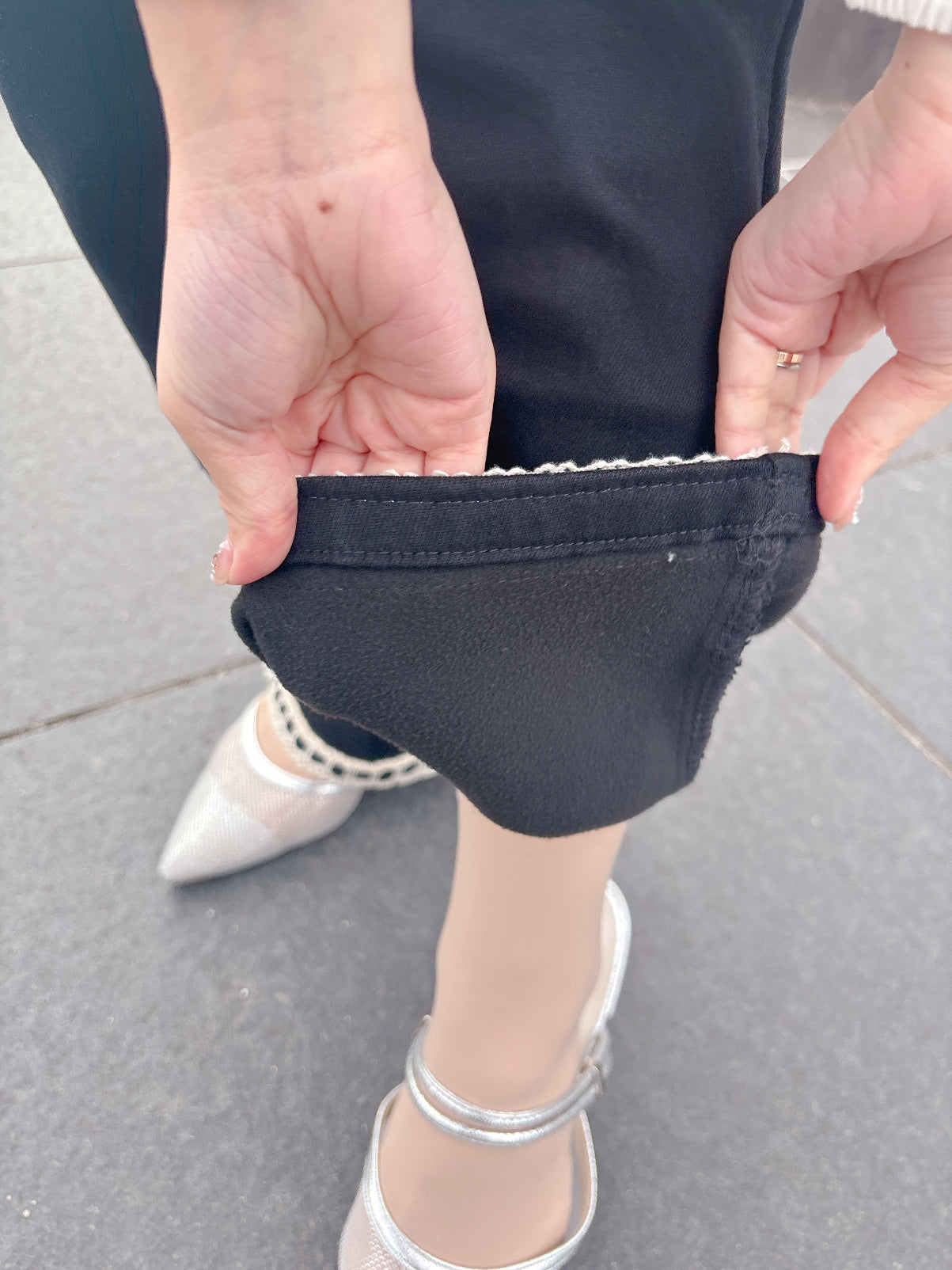 ブラックフレアパンツ（裏起毛あり・なし）