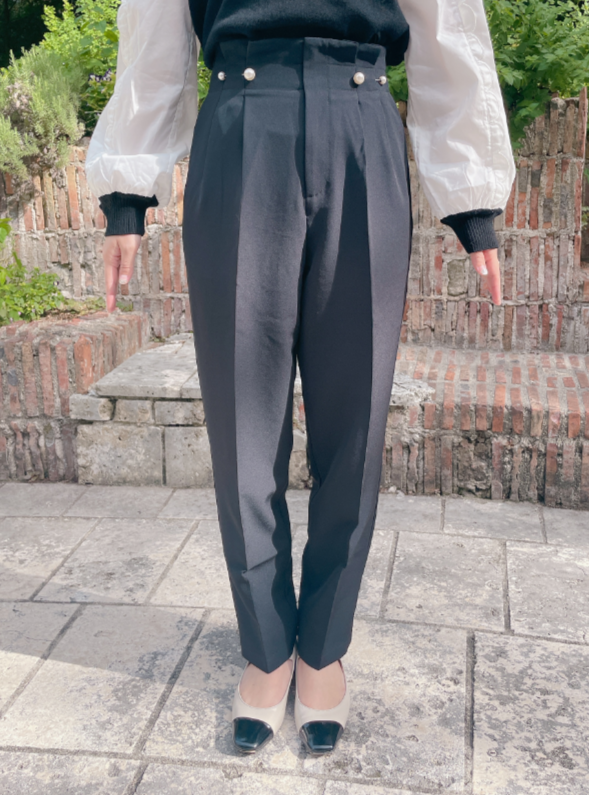ウエストパールピンテーパードパンツ