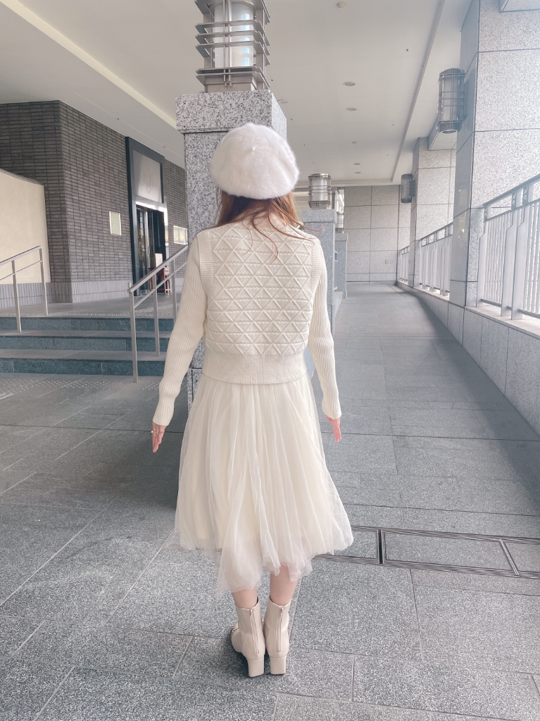 ベスト付きニットワンピース