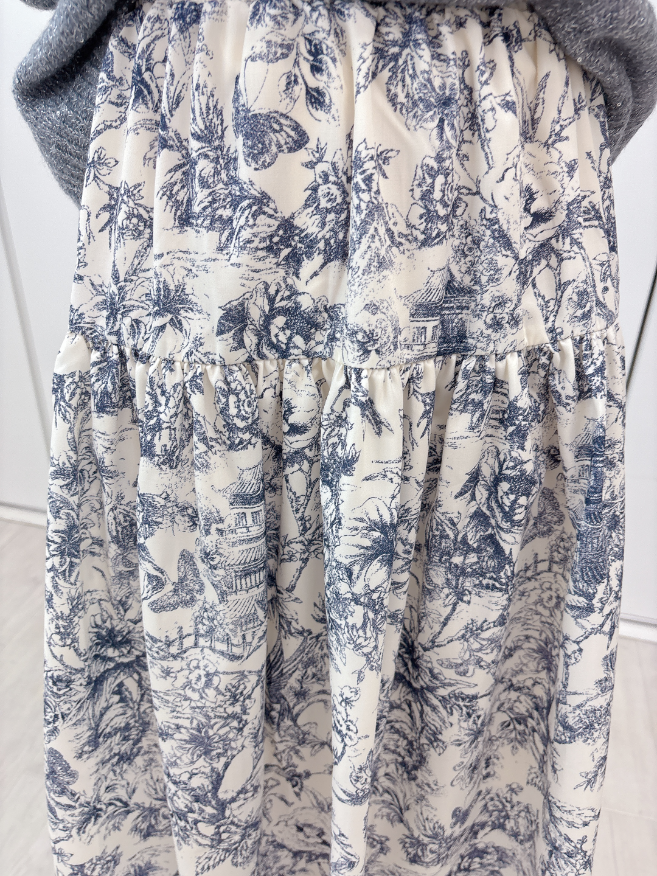 トワルドジュイ柄スカート