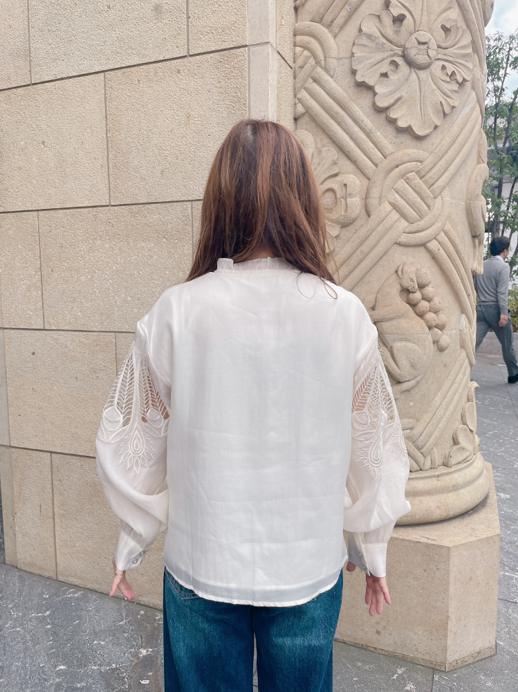 カットワーク刺繍シフォンブラウス