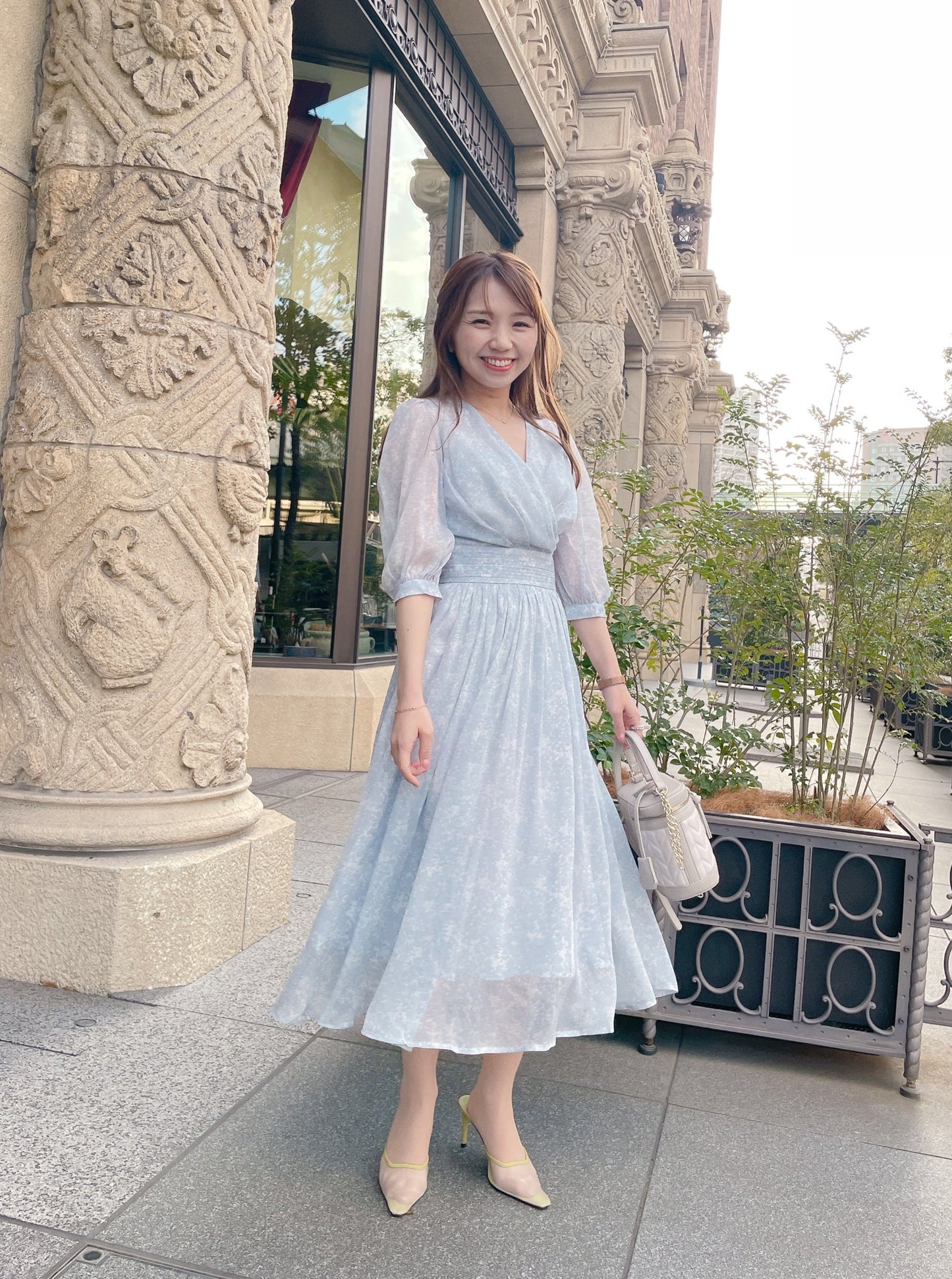 フローラルワンピース