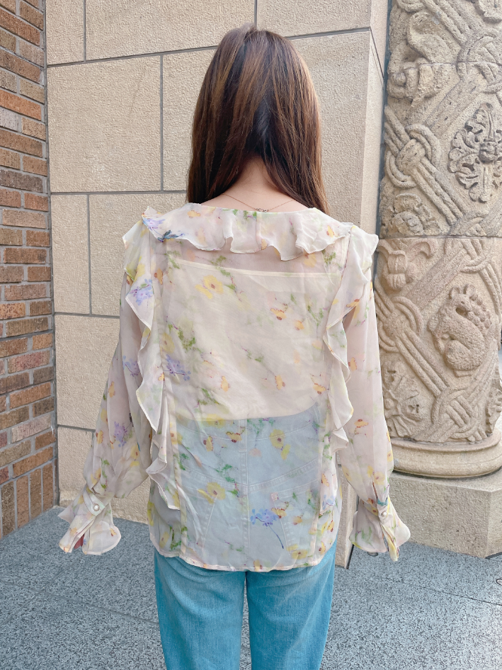 アネモネフリルブラウス