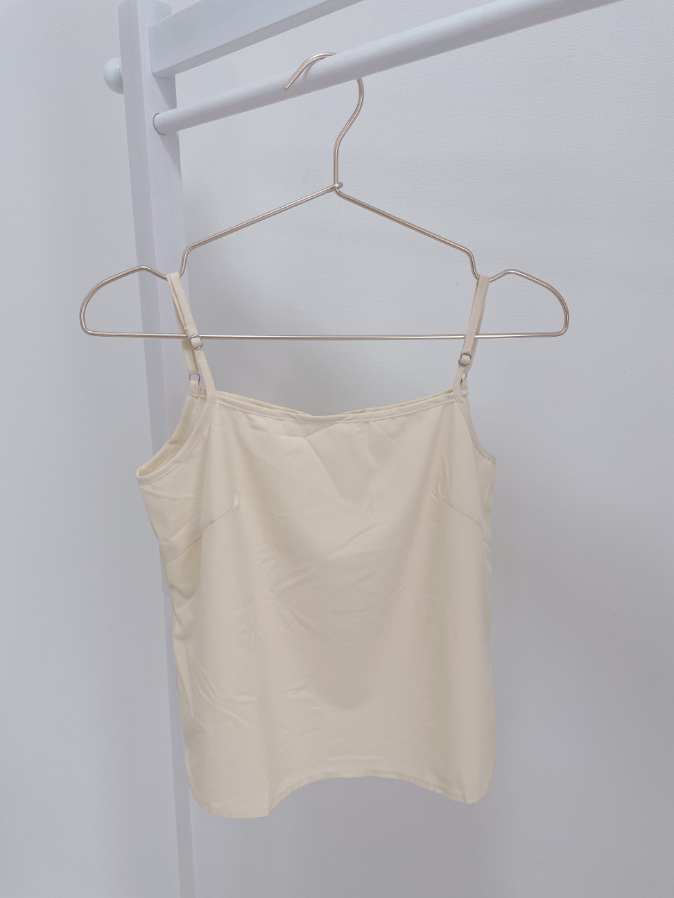 アネモネフリルブラウス