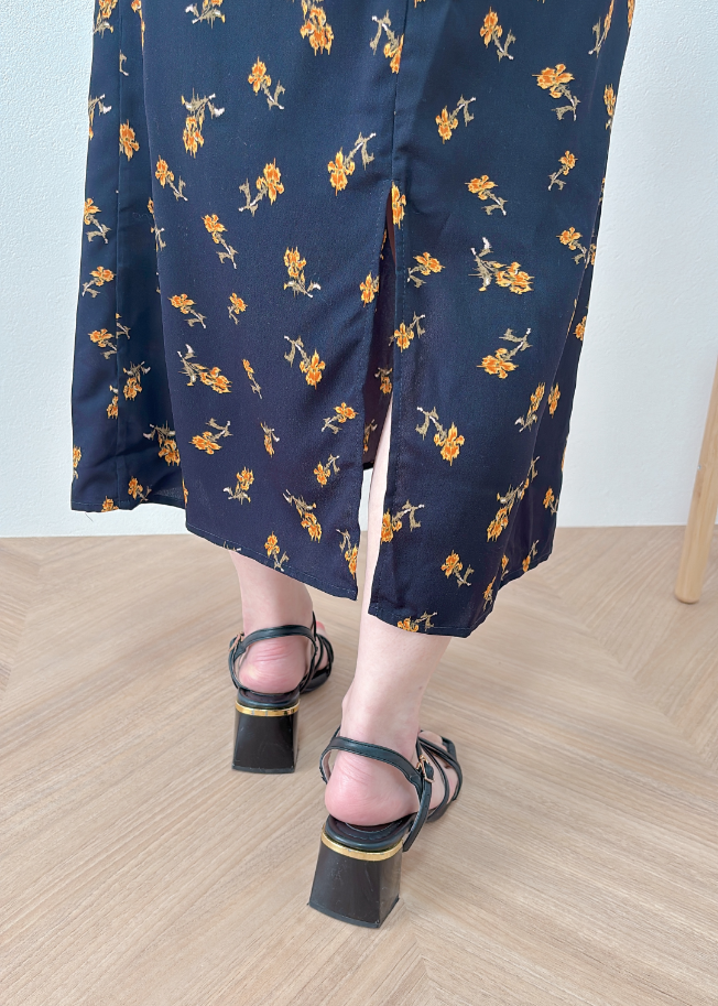 フラワーパワショルワンピース